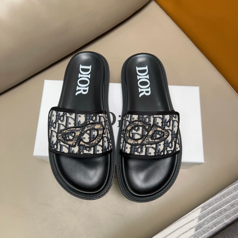 ch**an D*or slippers